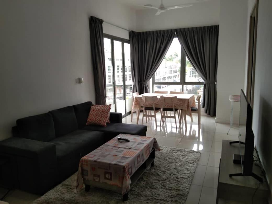 Pintarman Family Suites @ Miri Times Square المظهر الخارجي الصورة